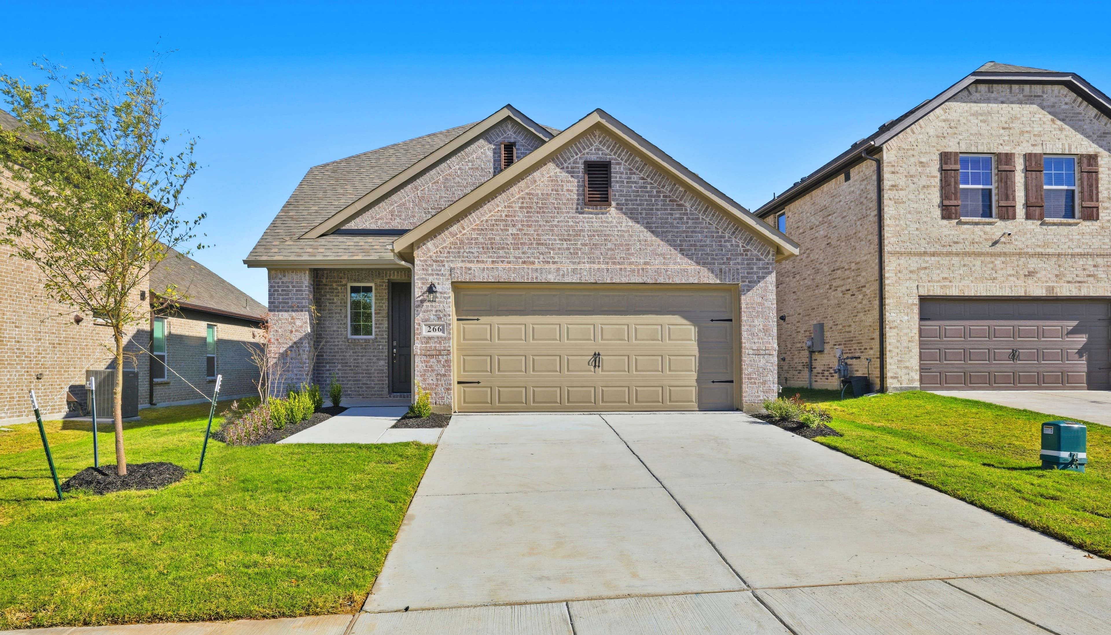 266 Little Bridge Dr., Lavon, TX 75166
